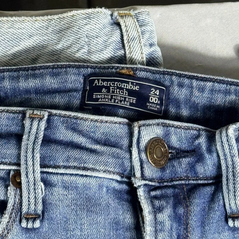 Abercrombie & Fitch Hollister Womens Bootcut Jeans Blue Distressed 24 Lot of 3 - Picture 8 of 10
